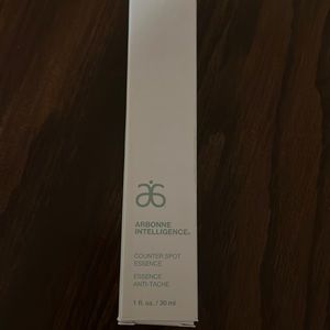 Arbonne counter spot essence, never used